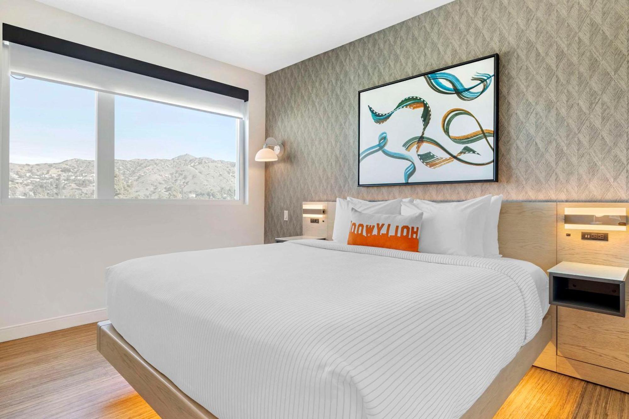 Cambria Hotel Burbank Airport Екстер'єр фото